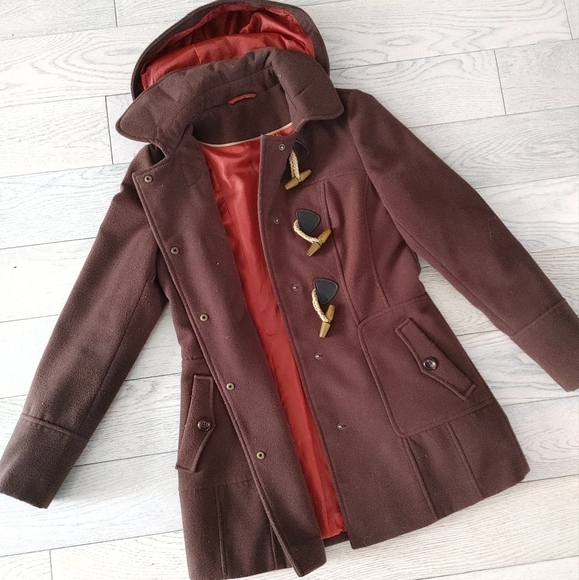 Size small F&F coat - Picture 2 of 3